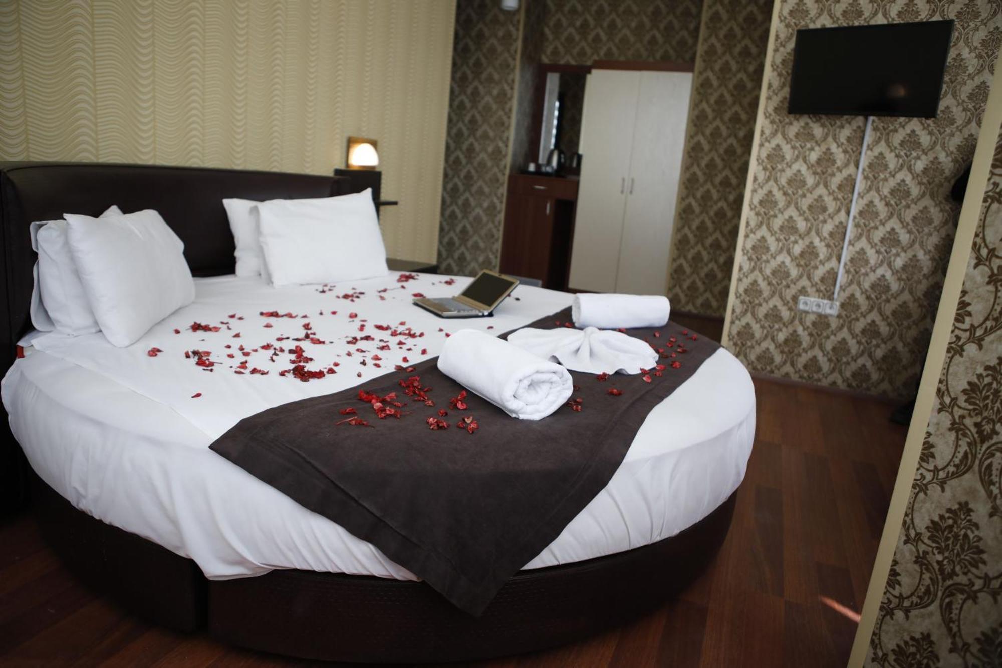 Silivri Safir Hotel ภายนอก รูปภาพ